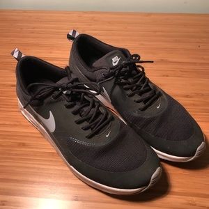 Black Nike Air Max Thea